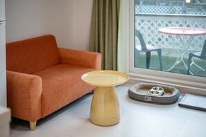 Basic Room, 1 Bedroom (Moana B103) | 1 bedroom, free WiFi - Chuncheon Happysday Pet-friendly Pension (Chuncheon)