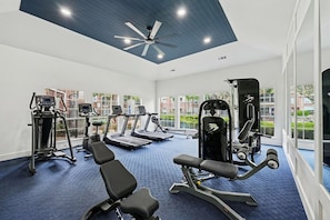 Fitness facility - Landing Furnished Apartments - Ranchstone (Houston)