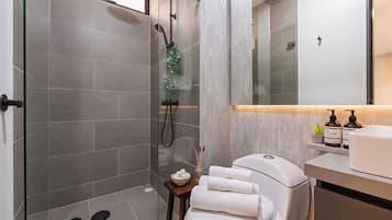 Luxe appartement | Badkamer