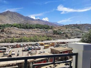 Property grounds - Hotel Brownhills (Kargil)