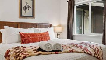 Lit parapluie, Wi-Fi, draps fournis
