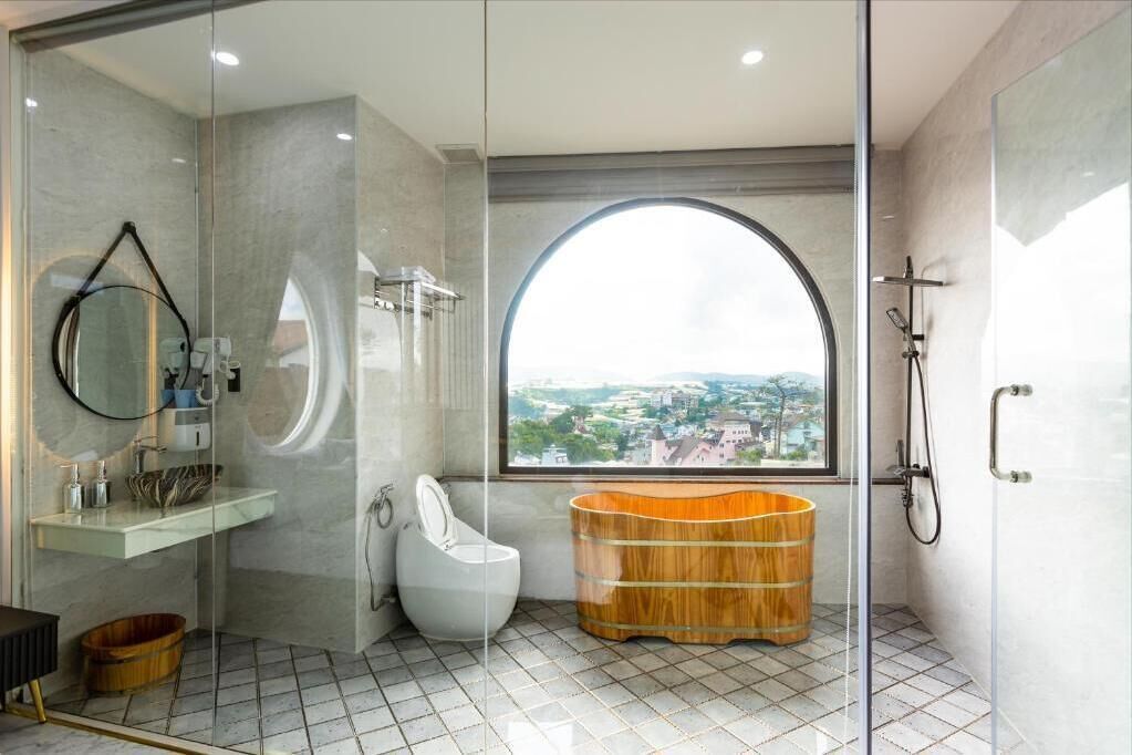 Free toiletries, hair dryer, bidet, towels