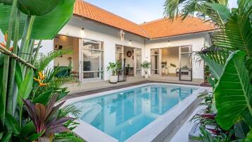 Gallery Villa, 2 Yatak Odası, Kişiye Özel Havuzlu | Özel havuz