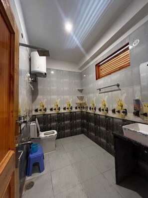 Bathroom - Hotel Star In Kalga (kasol)