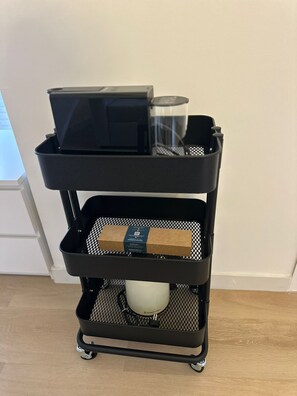Basic Studio | Coffee and/or coffee maker - Modern Studio Near the Heart of the City (Gent)