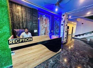Lobby - Shri Hit Maya Dham (Vrindavan)