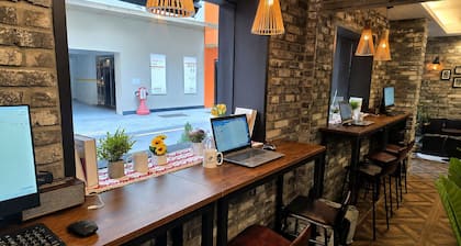 SR Compact Hotel Sinchon