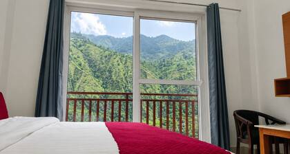 Hotel Kailasha Inn & Restaurant