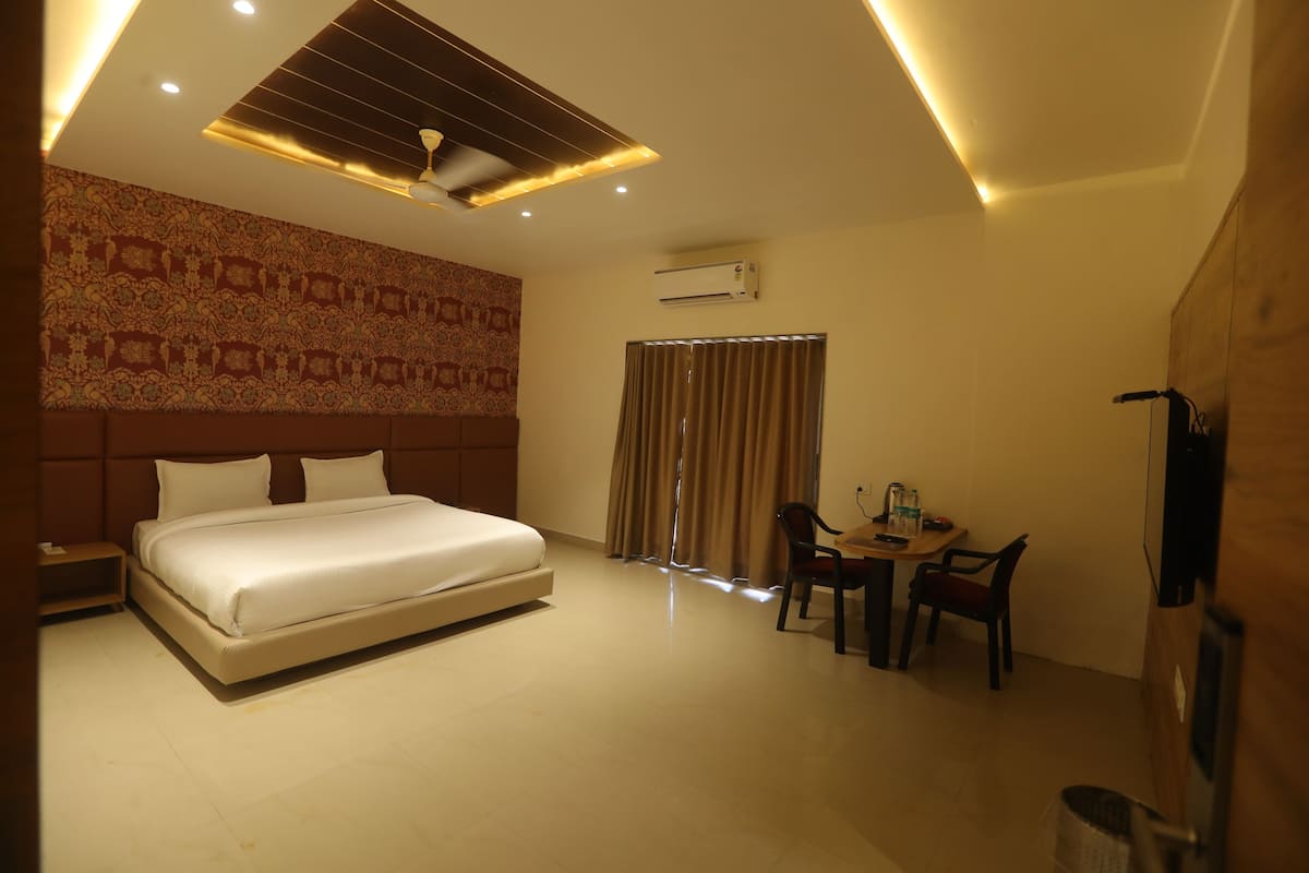 Luxury Suite