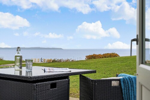 Sct. Knudsborg · Cosy apt 12C · Sea view & private beach