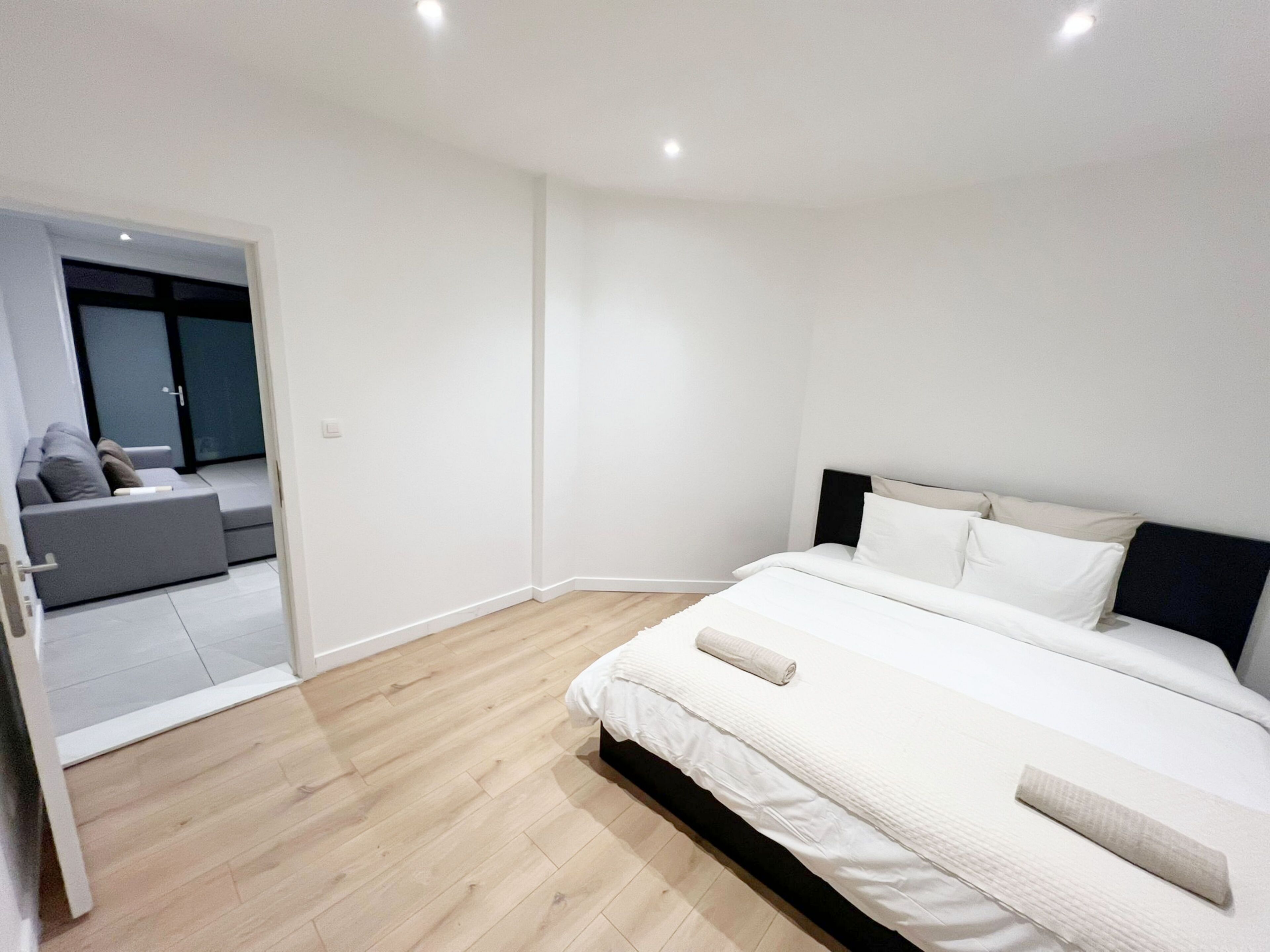 Basic-Apartment | Bügeleisen/Bügelbrett, kostenloses WLAN