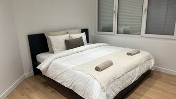 Basic Apartment | Iron/ironing board, free WiFi