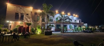Hotel Dhola Maru