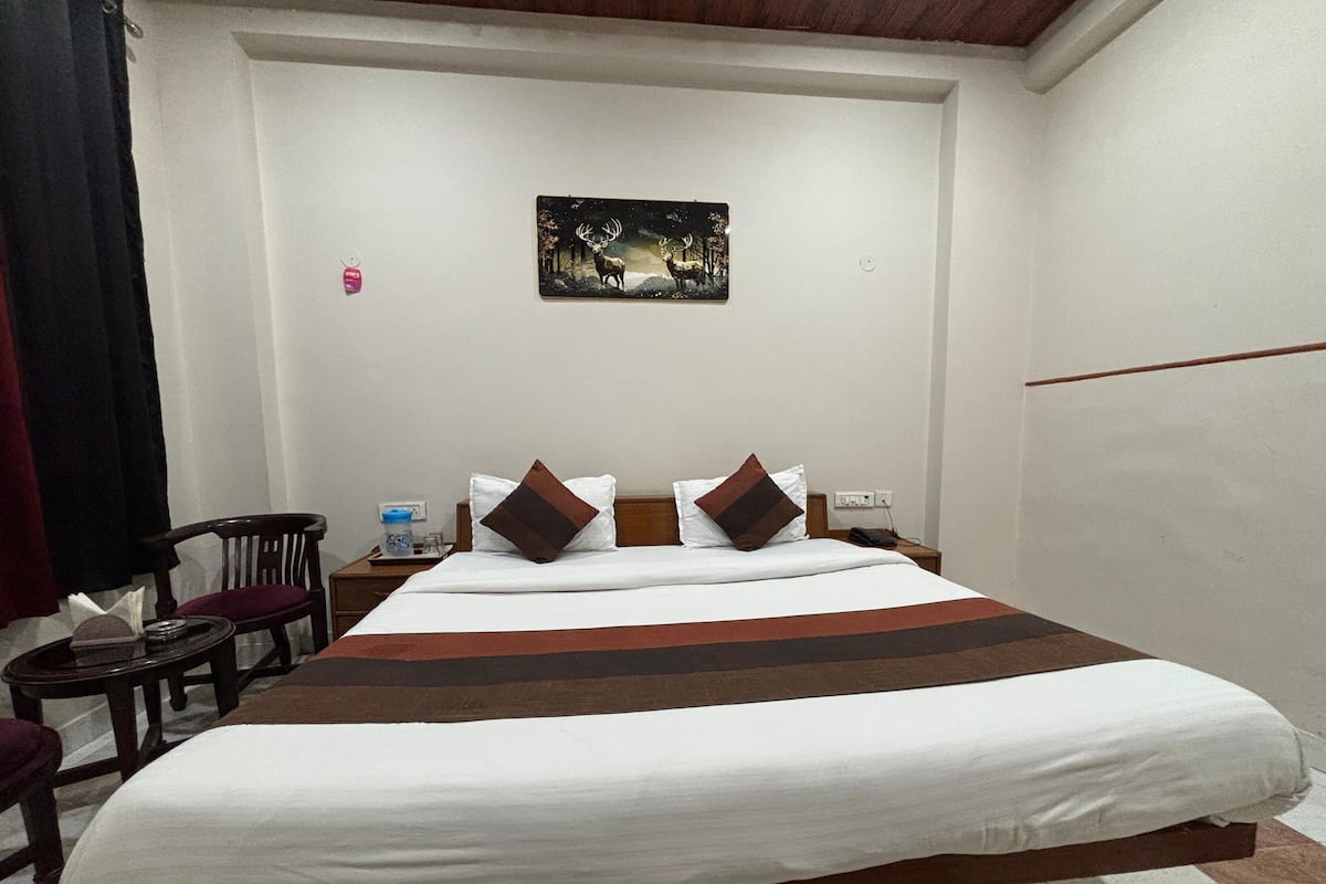 Executive Room | Premium bedding, pillowtop beds, in-room safe, free WiFi