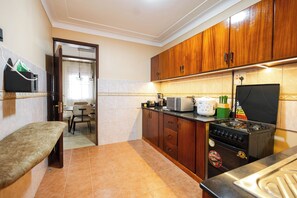 Interior - Modern 2-Bedroom Stay Near Kampala City & Latitude Hotel (Kampala)