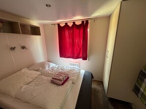 Room - Vrbo Property (Laichingen)