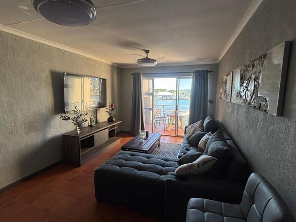 Paradise Cove Marina - Jeffreys Bay
