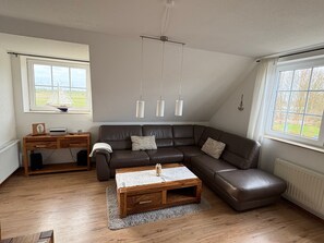 Living area - Vrbo Property (Süssau)