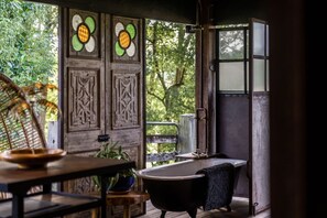 Interior - The Bangalow Barn In The Byron Hinterland (Bangalow)