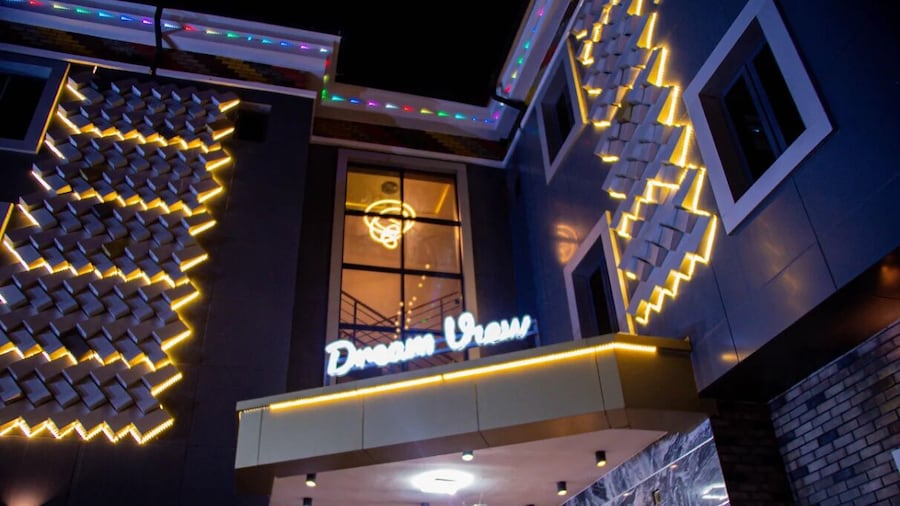 DREAM VIEW HOTEL & SUITES
