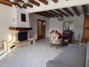 Living area - Vrbo Property (Villebarou)