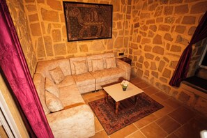 Cottage | Living area - Rudragarh Hotel And Resort (Jaisalmer)