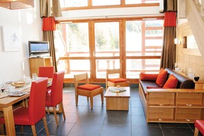 Interior - Scenic Alps Apartment Stay (Bourg-Saint-Maurice)