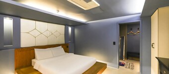 747 Motel