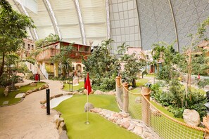 Property grounds - Mobile Homes im Tropical Islands Resort (Krausnick)