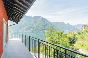 Apartment (1 Bedroom) | Mountain view