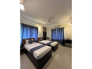 Doppel- oder Zweibettzimmer | Bügeleisen/Bügelbrett, kostenloses WLAN