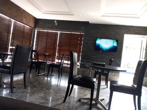 Dining - Dmatel Gold Hotel (Lagos)