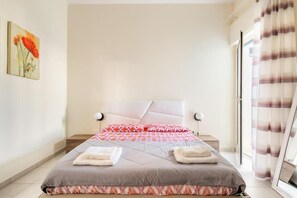 Room - Vrbo Property (Reggio Calabria)