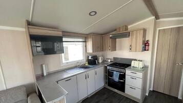 House, 3 Bedrooms, Smoking | Interior