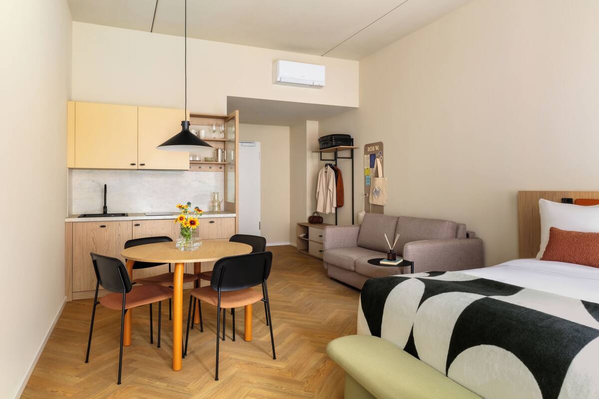 Superior Studio | Desk, laptop workspace, iron/ironing board (on request), cribs (free)