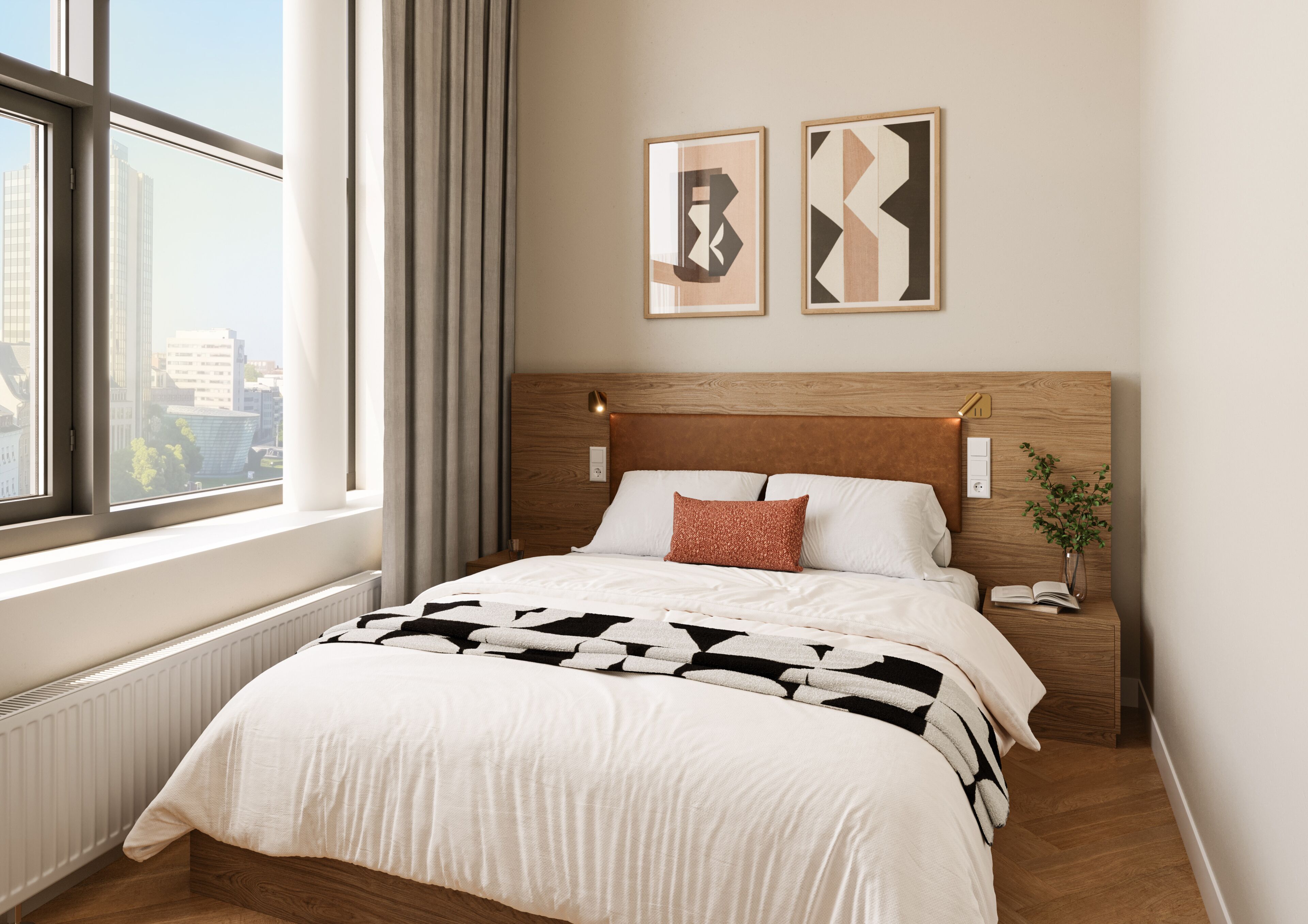 Una habitación de hotel moderna con un ventanal grande, un cabecero de madera, una mesita de noche con lámpara y dos obras de arte enmarcadas en la pared.