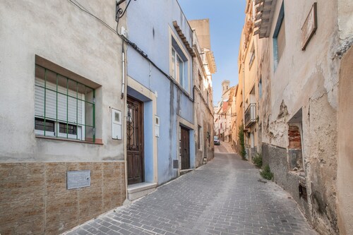 Traditional San José de Moratalla House with Private Terrace and Wi-Fi