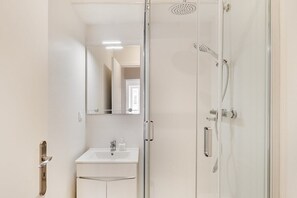 Bathroom - Boutique Flat Near Avenida da Liberdade & Rossio (Lisboa)