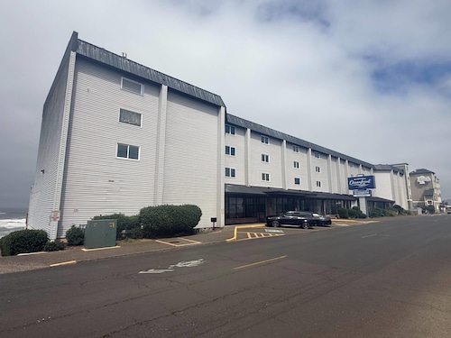 Newport Oceanfront Inn