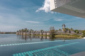 Pool - Luxe 2-bedroom apartment with own pool and sea view (ตำบลเชิงทะเล)
