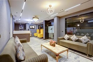 Lobby - Limewood Stay Premium Studios Sector 29 (Gurugram)