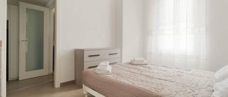Tabla de planchar con plancha