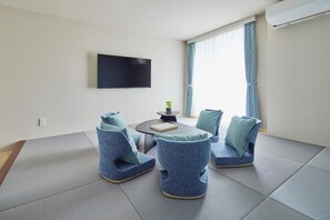 Japanese-style Room | Dining - Radiant Inn Okayama Station West Exit (Kita-ku, Okayama-shi)