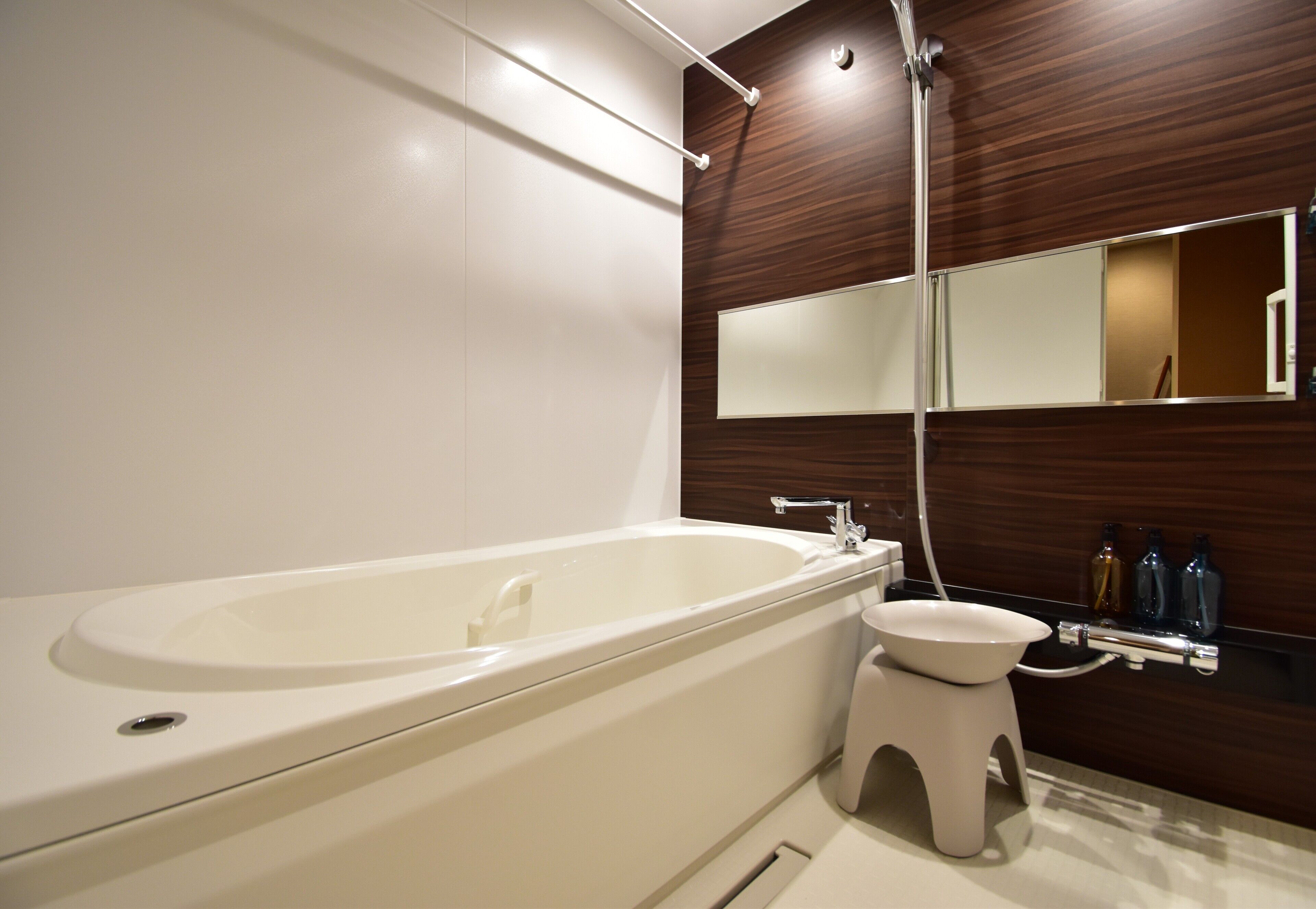 Family Suite | Bathroom