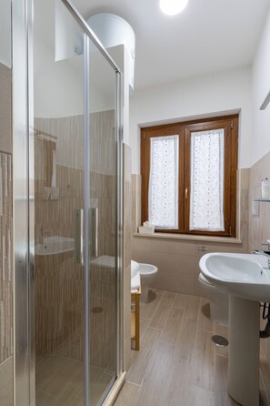 Bathroom - Agriturismo Cavalieri (PROVINCIA DI VITERBO)