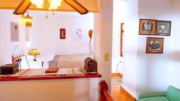 1 dormitorio, tabla de planchar con plancha, wifi gratis y ropa de cama