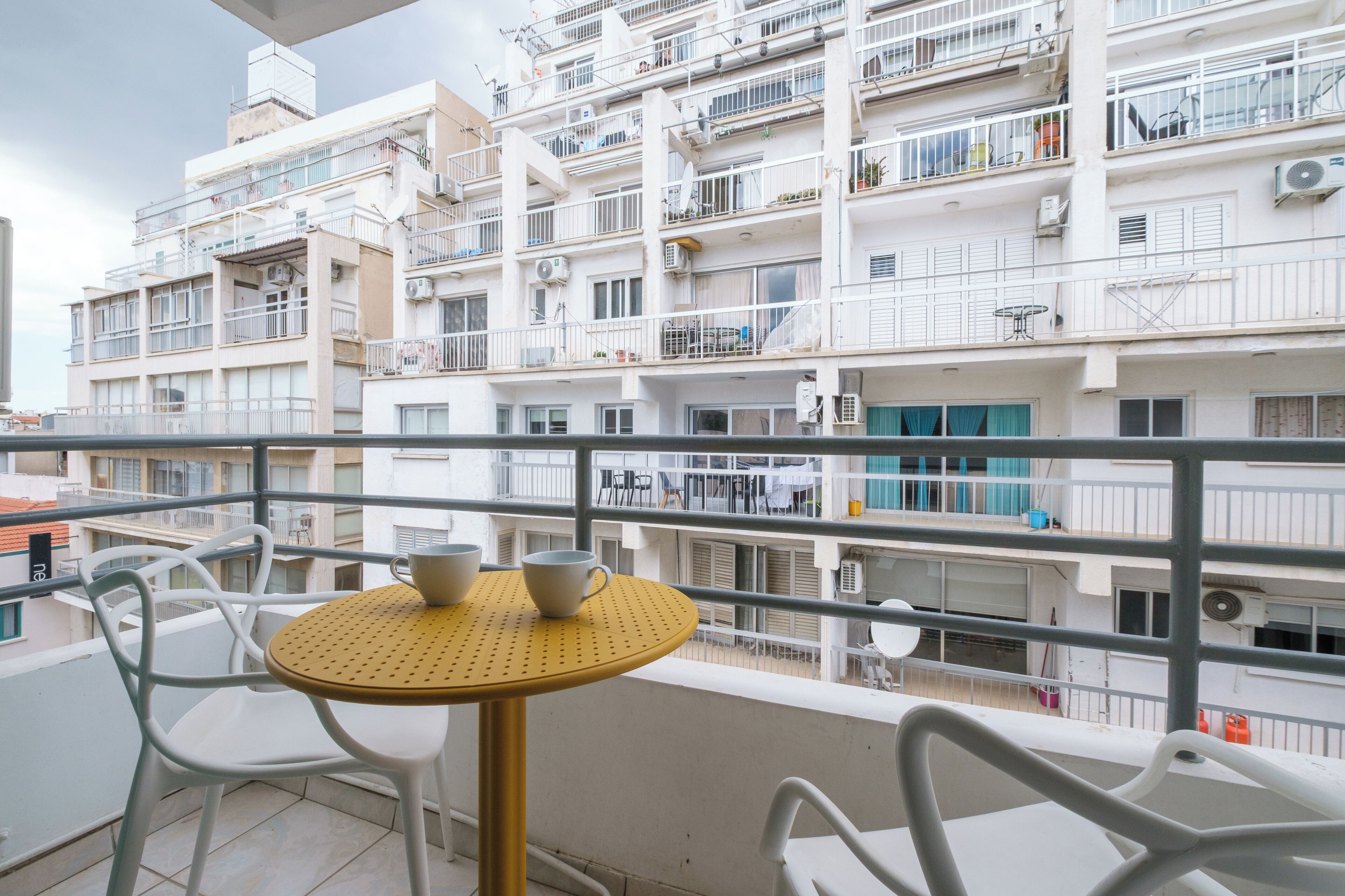 Apartamento, 1 cama de casal e sofá-cama, sacada, vista para a cidade | Sacada