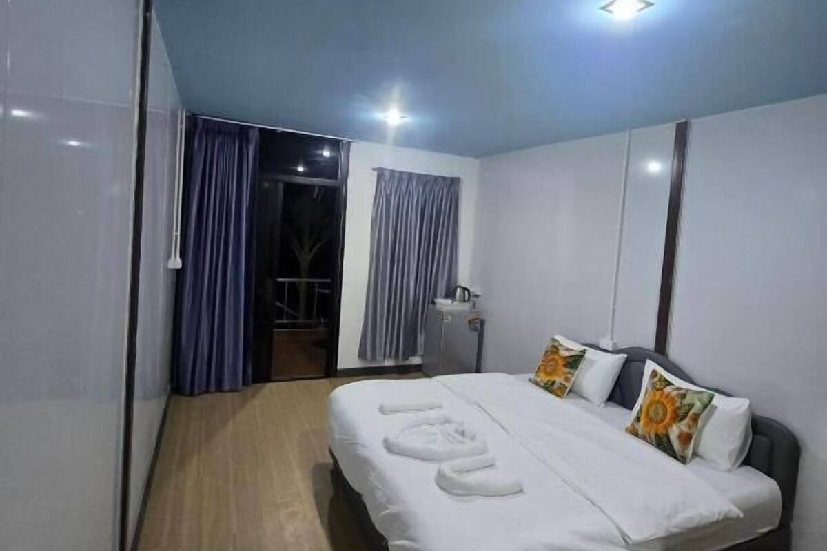 Deluxe Villa, Balcony, Garden View | Free WiFi