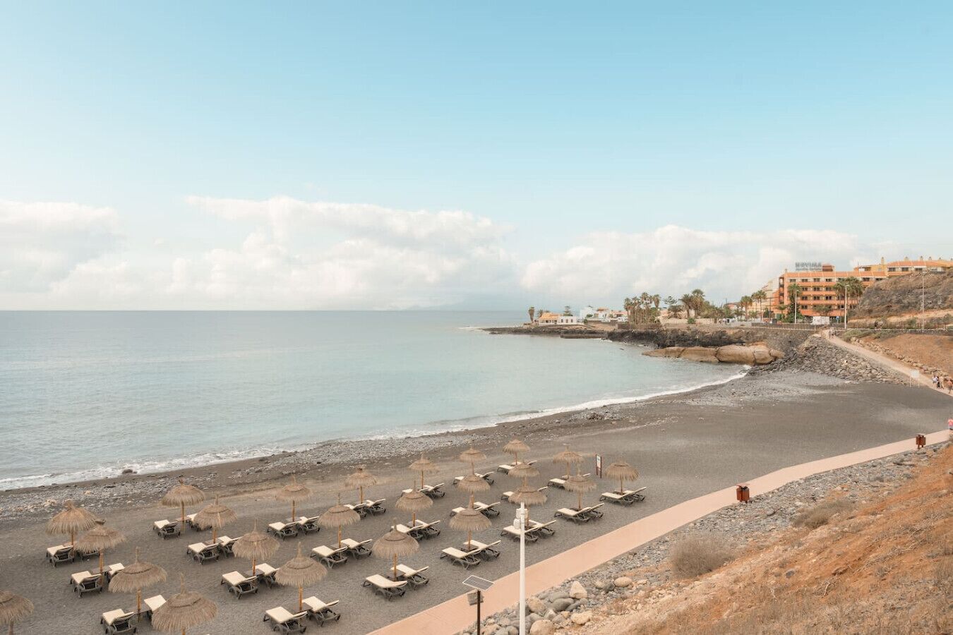 Una playa cerca