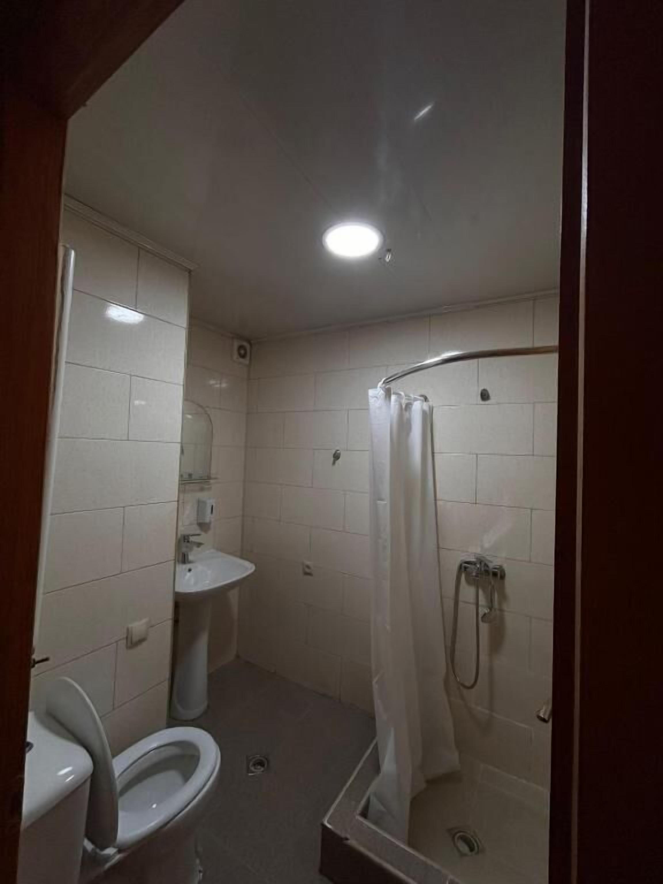 Family Double Room | Bathroom | Slippers
